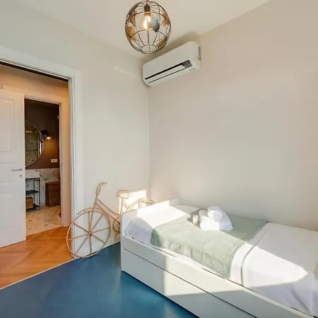 Pandora Lake Maggiore View And Private Beach - Happy Rentals アパート ストレーザ