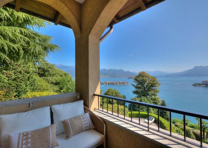 Pandora View - Happy Stresa