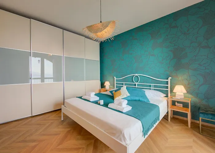 Апартаменты Pandora View - Happy Стреза